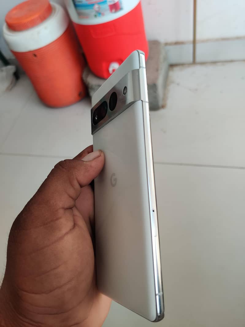 Google Pixel 7 Pro 4