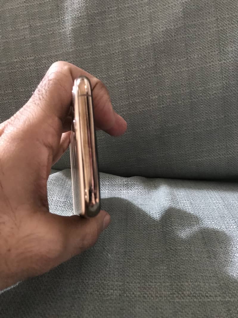 Apple iPhone 11 Pro 7