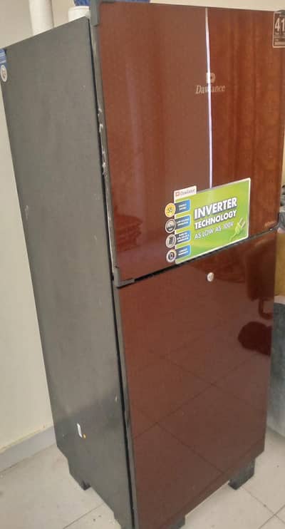 Dowlance Fridge invoter brand new condition 9 month used only