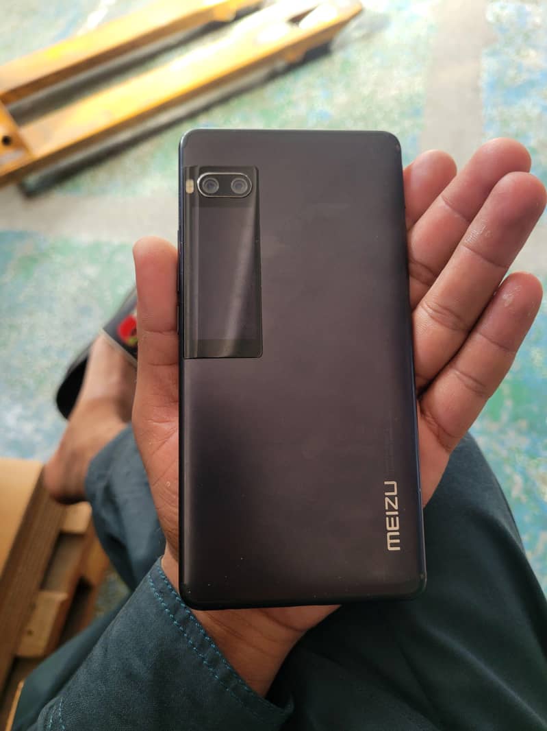 Meizu Pro 7 Plus 1