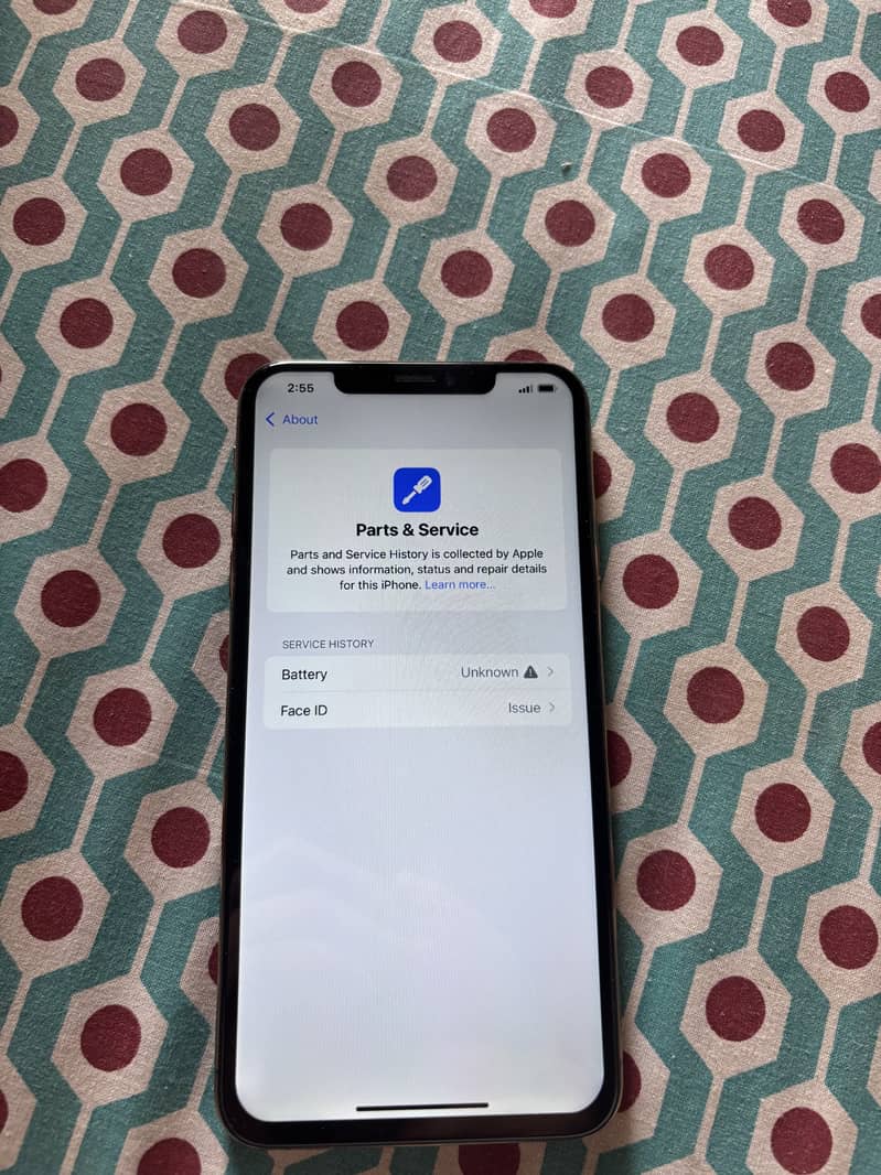 Apple iPhone XS Max 3
