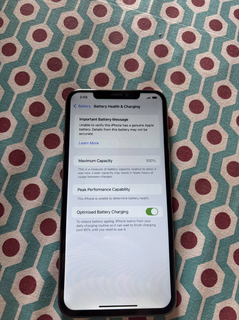 Apple iPhone XS Max 4
