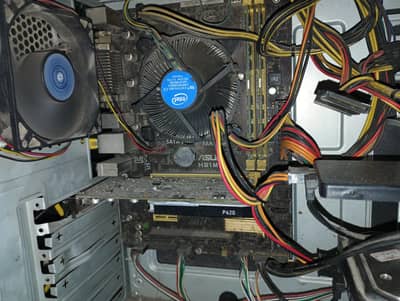 core i5-4690, 12gb RAM, Quadro P620, 128gb ssd, 512gb HDD, ASUS H81-M