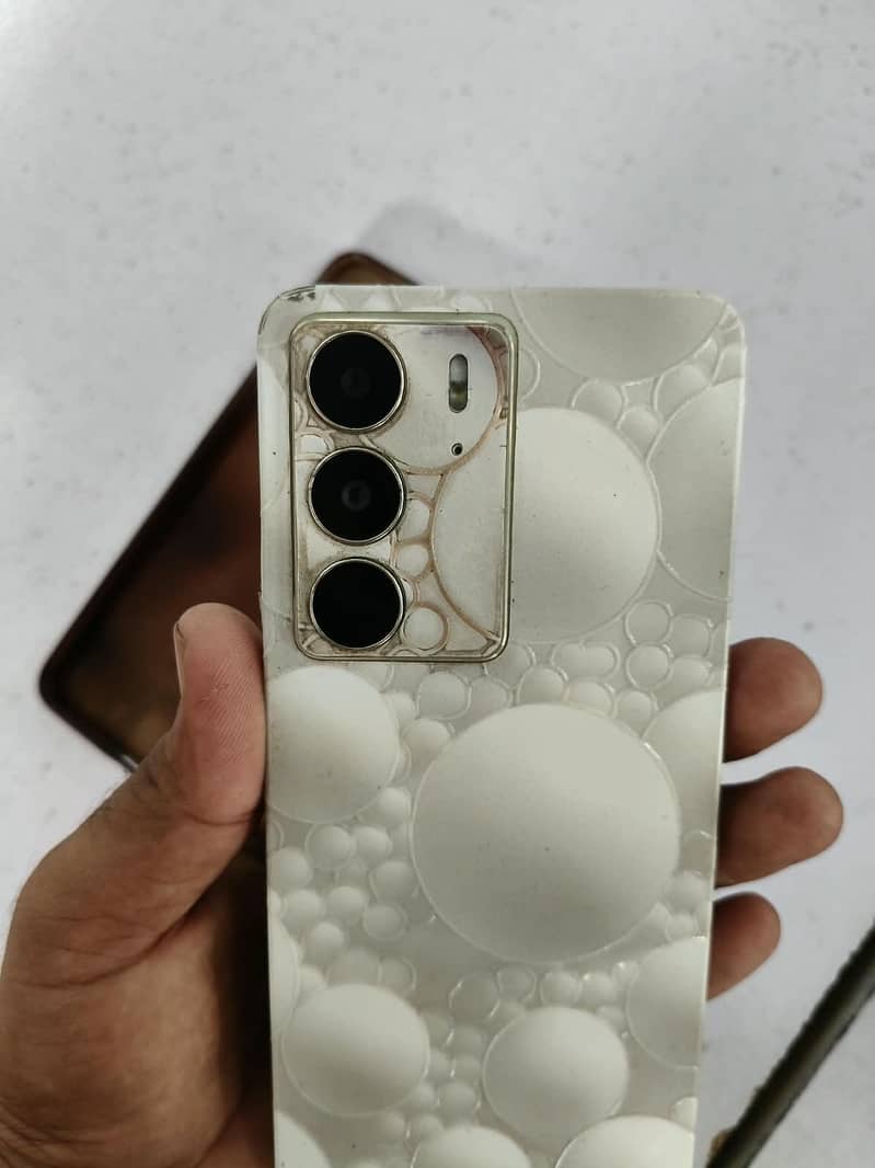 Realme C75 2