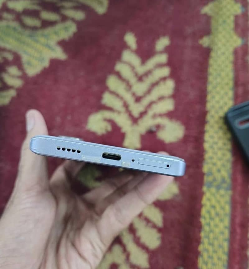 Xiaomi Redmi Note 13 Pro Plus 1