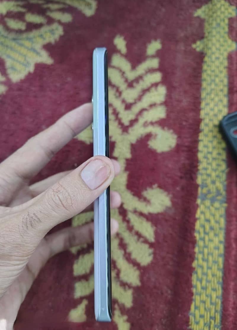 Xiaomi Redmi Note 13 Pro Plus 4