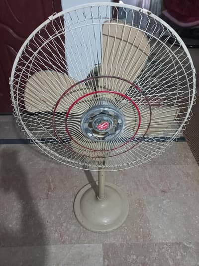 PEDESTAL FAN TOSHIBA COMPANY IS FOR SALE