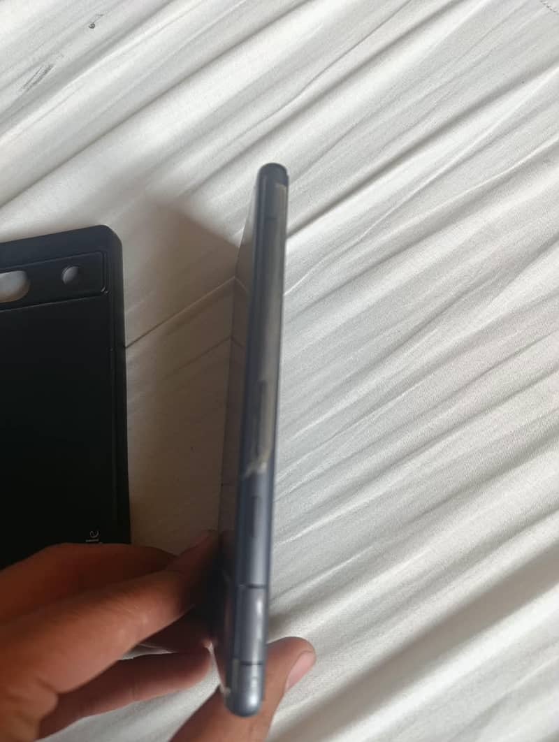 Google Pixel 7a 4