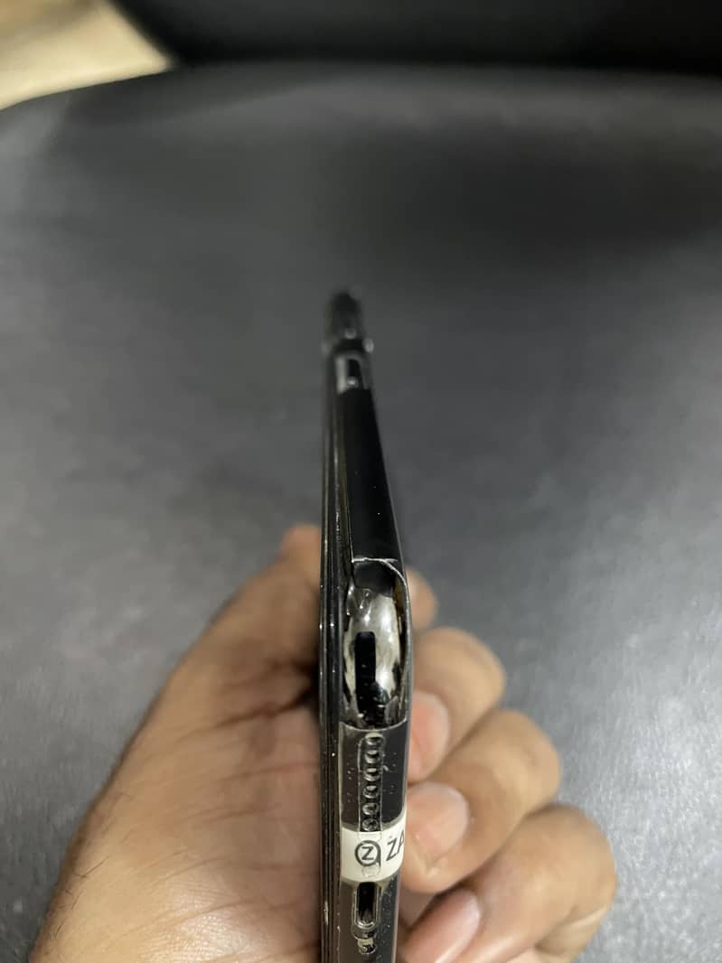 Apple iPhone X 2