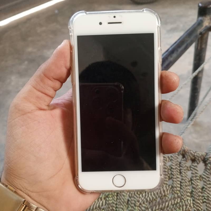 Apple iPhone 6 0