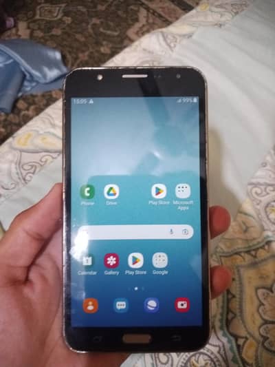 Samsung Mobile J7 Core
