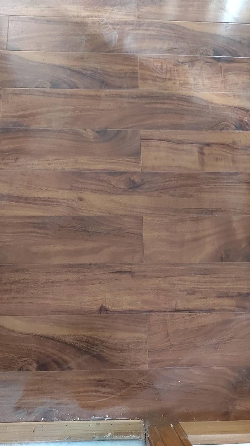 Laminated floor 2
