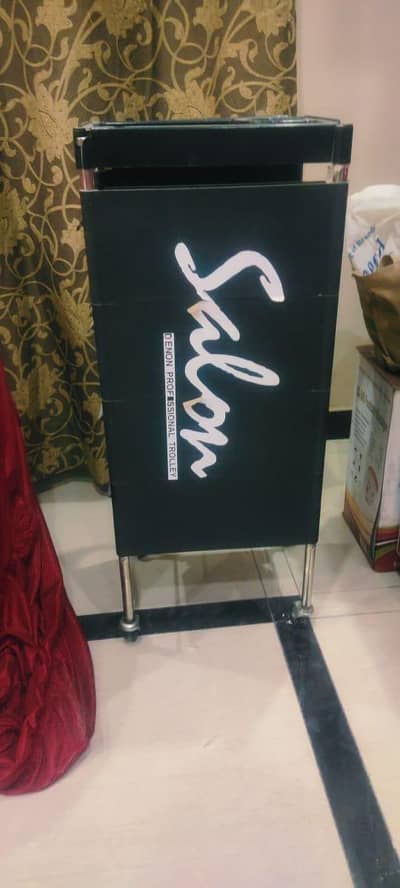 Beauty parlor Setup for sale