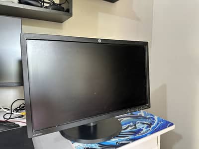 HP ZR2240w 22 inch LED-backlit IPS Monitor