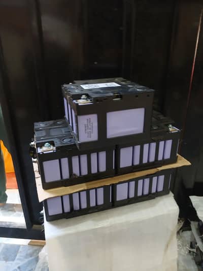 Lithium ion cell 24 volt available