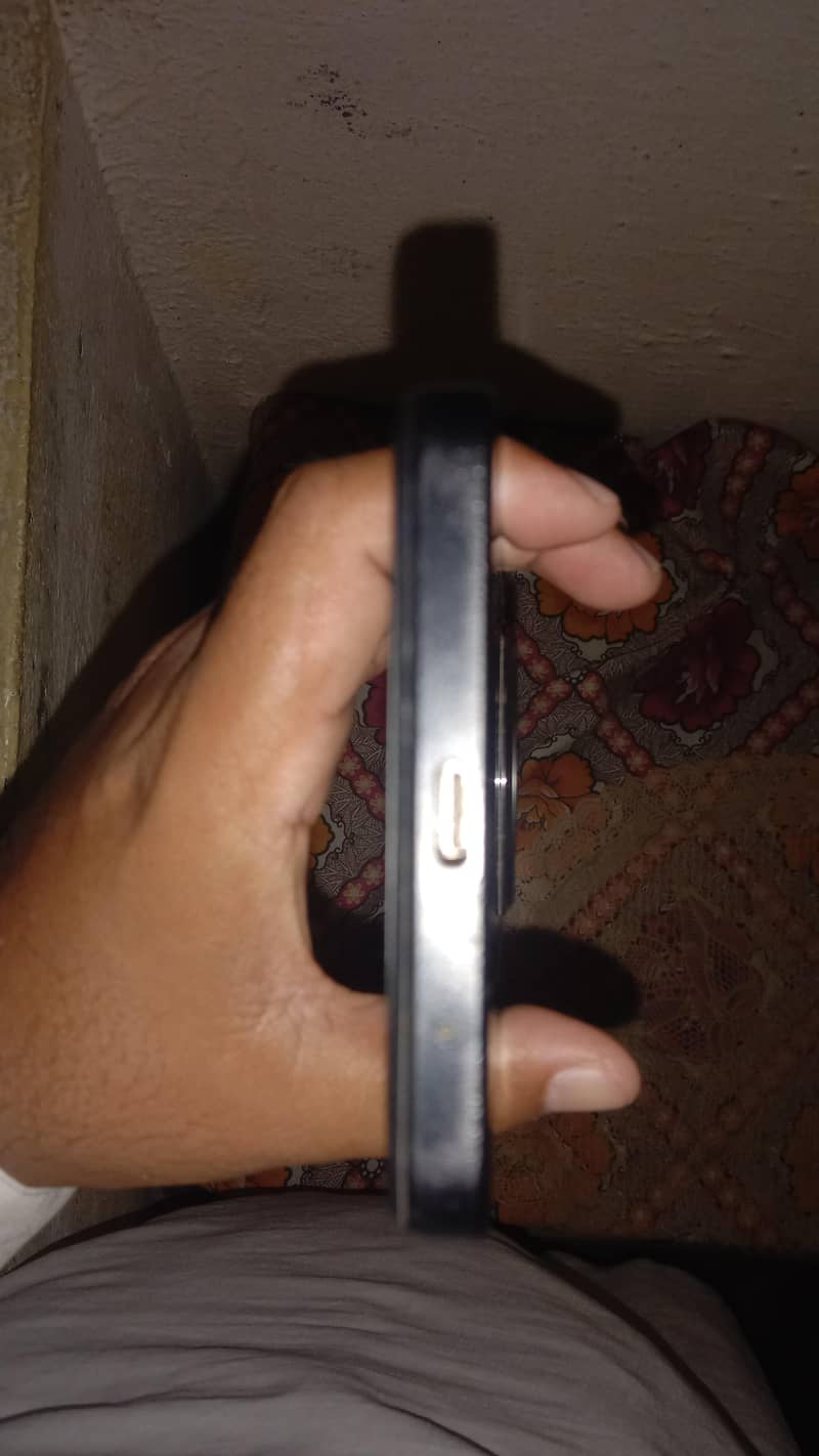 Realme 3 3