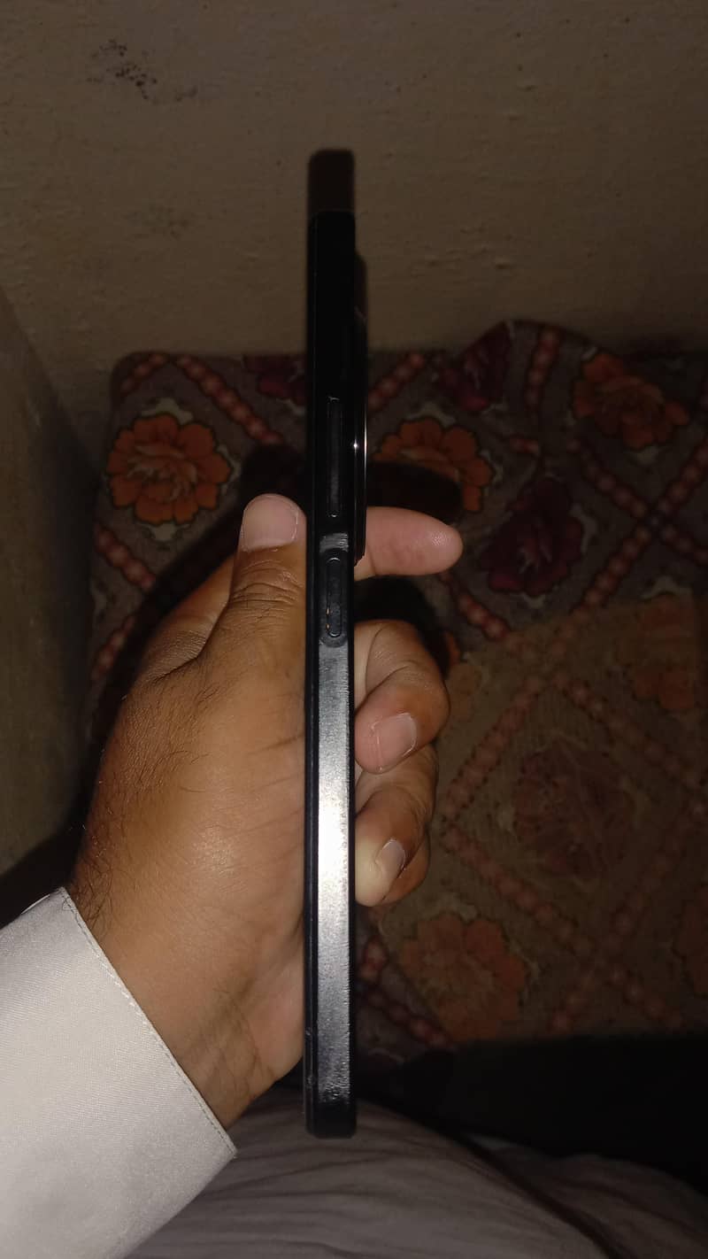 Realme 3 4