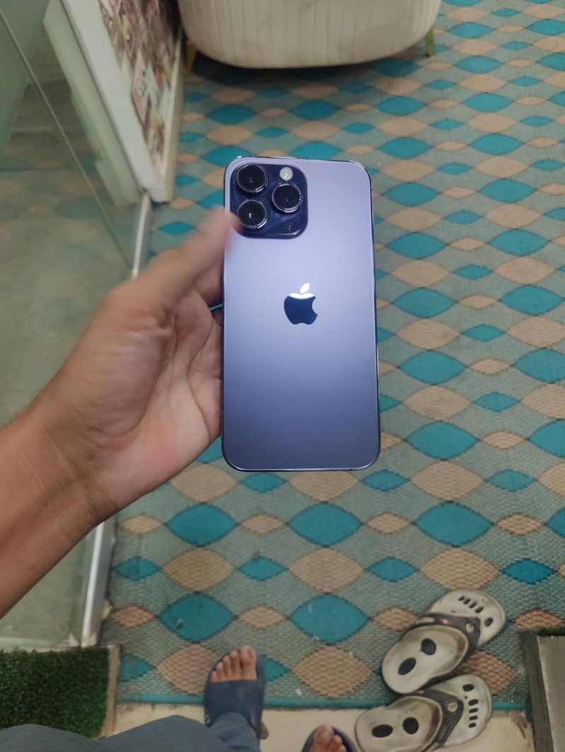 Apple iPhone 14 Pro Max 10