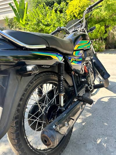 Honda Pridor (2022 Black) - Single Hand Used - Original Card & File