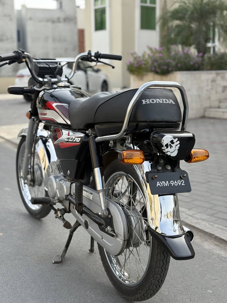 Honda CD70 2