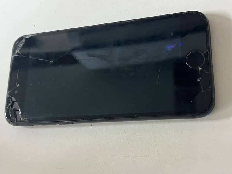 Apple iPhone 8 2