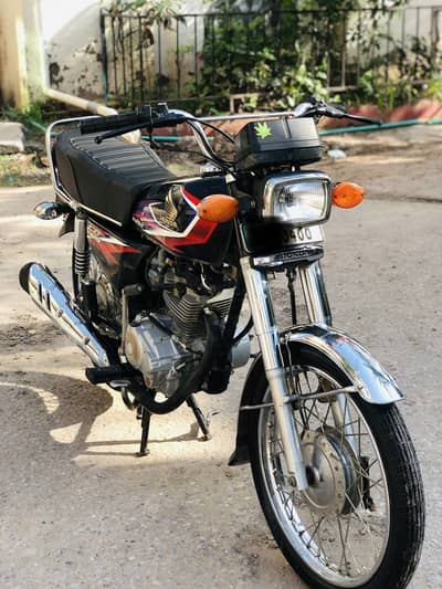 Honda CG-125 (Model 2017) Total Genuine