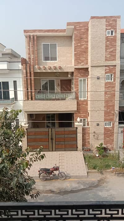 6 Marla Double Storey House for Sale | Modern Design & Prime Sargodha