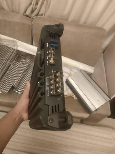 Hifonics car amplifier