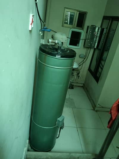 singar company 35 galan geyser