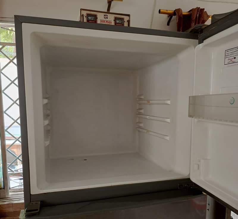 refrigerator 6