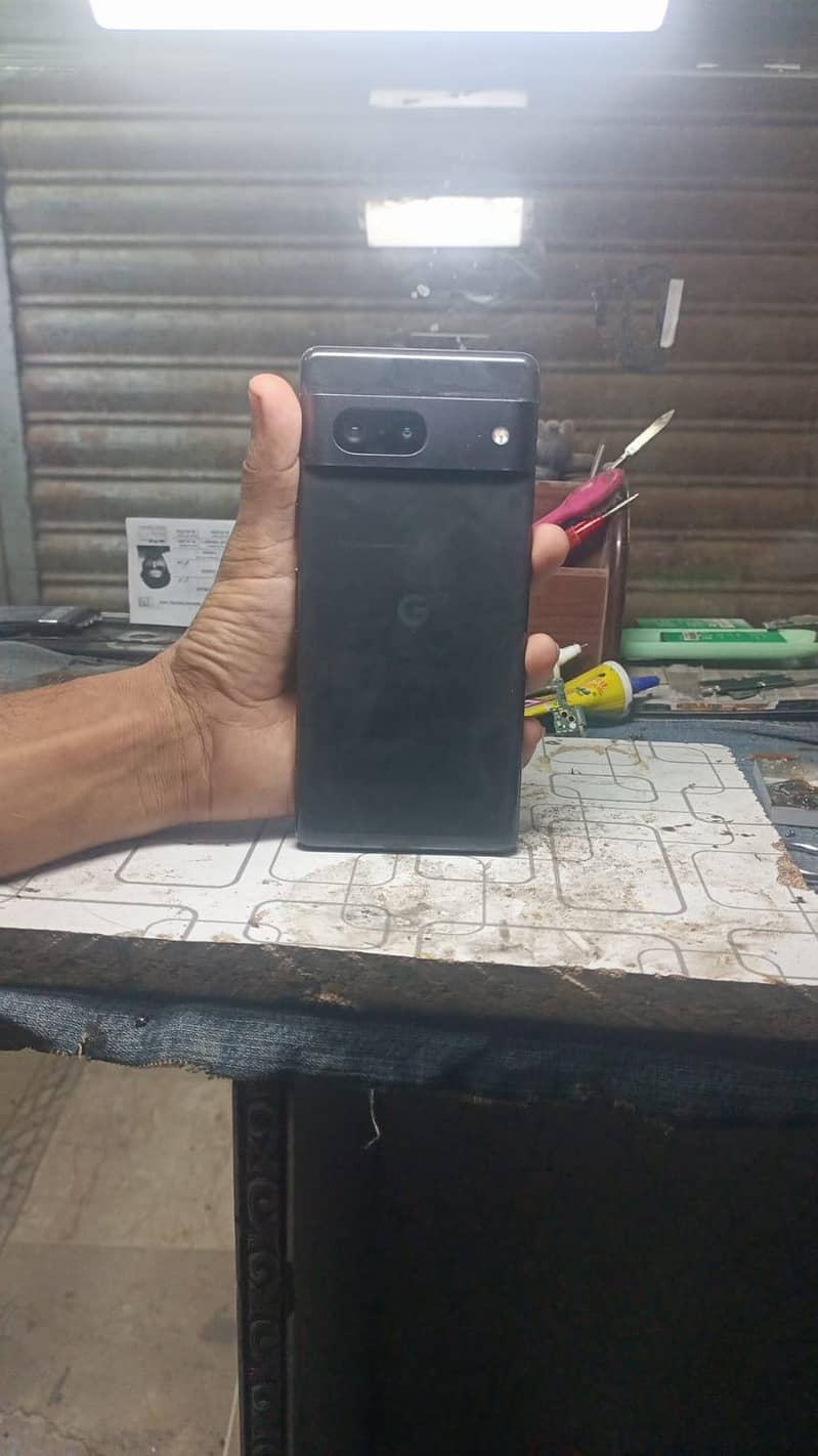 Google Pixel 7 3