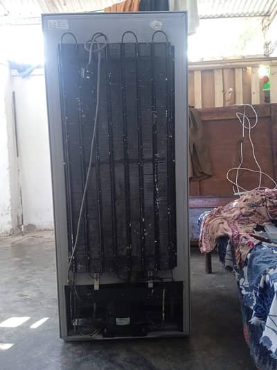 Refrigerator for Sale – Excellent Condition
