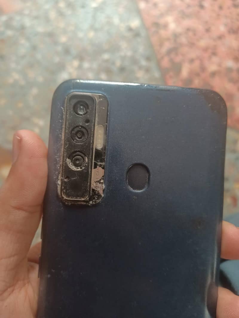 Tecno CAMON 17P 1