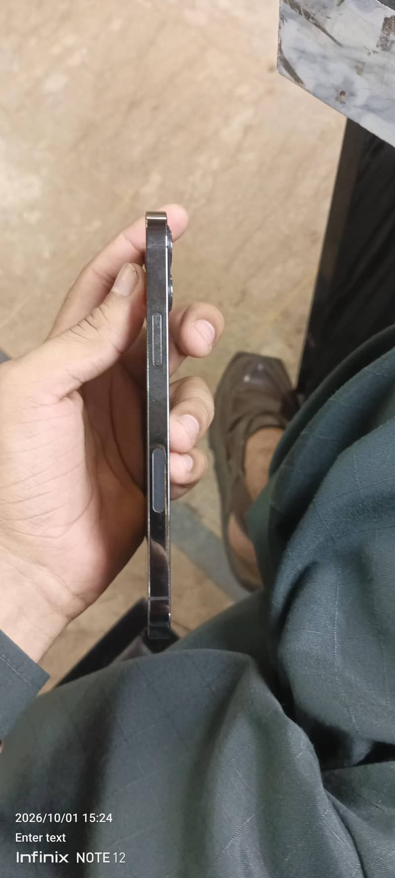 Apple iPhone 12 Pro 1