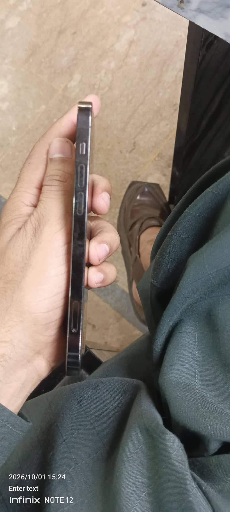 Apple iPhone 12 Pro 2