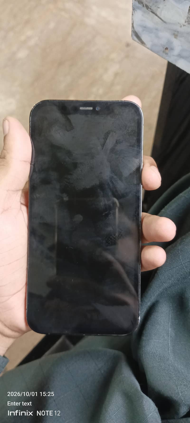 Apple iPhone 12 Pro 3