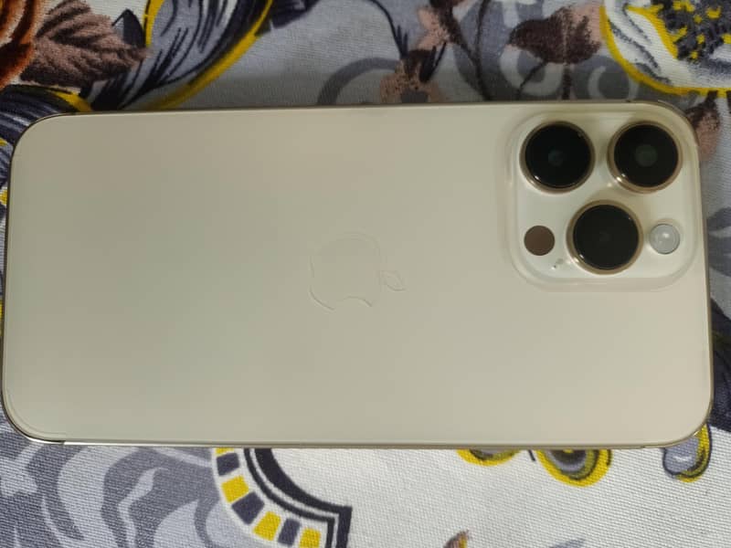 Apple iPhone 14 Pro Max 3