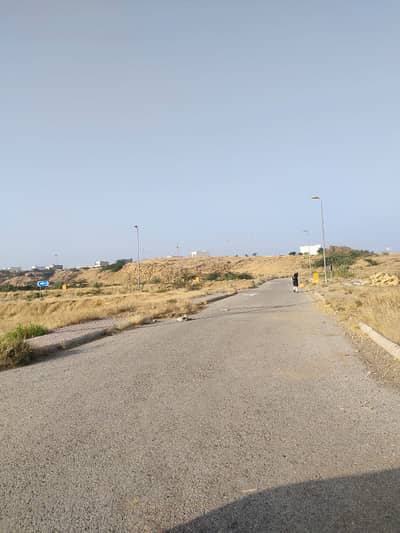 500 sqyd residential plot available for sale in Bahria Town Karachi