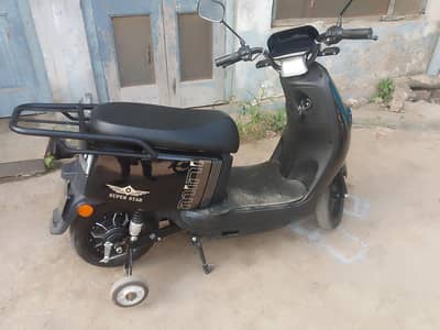 super star Scooty for sale