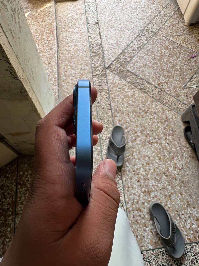 iPhone 13 mini 2