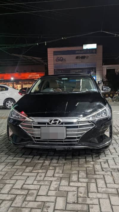 Hyundai Elantra GLS 2.0 – 2022 Model