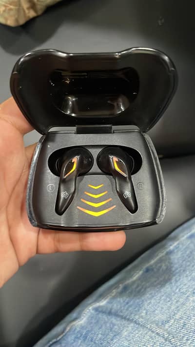 Audionic battle buds