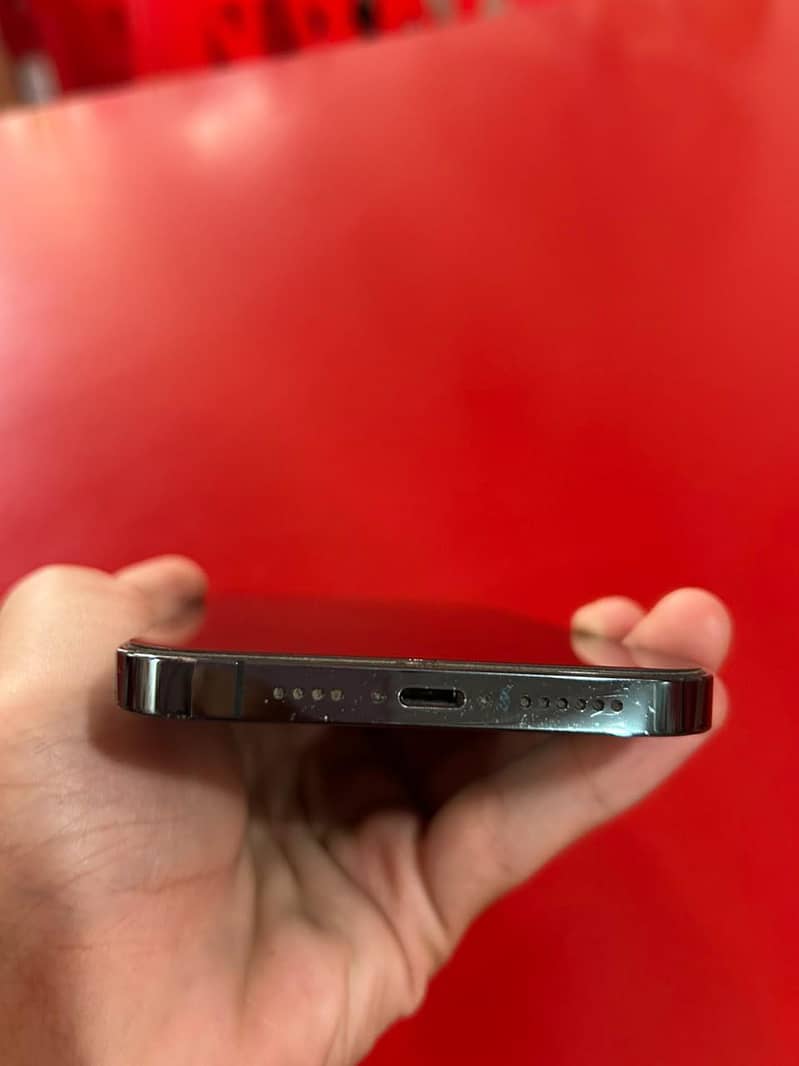 Apple iPhone 12 Pro Max 2