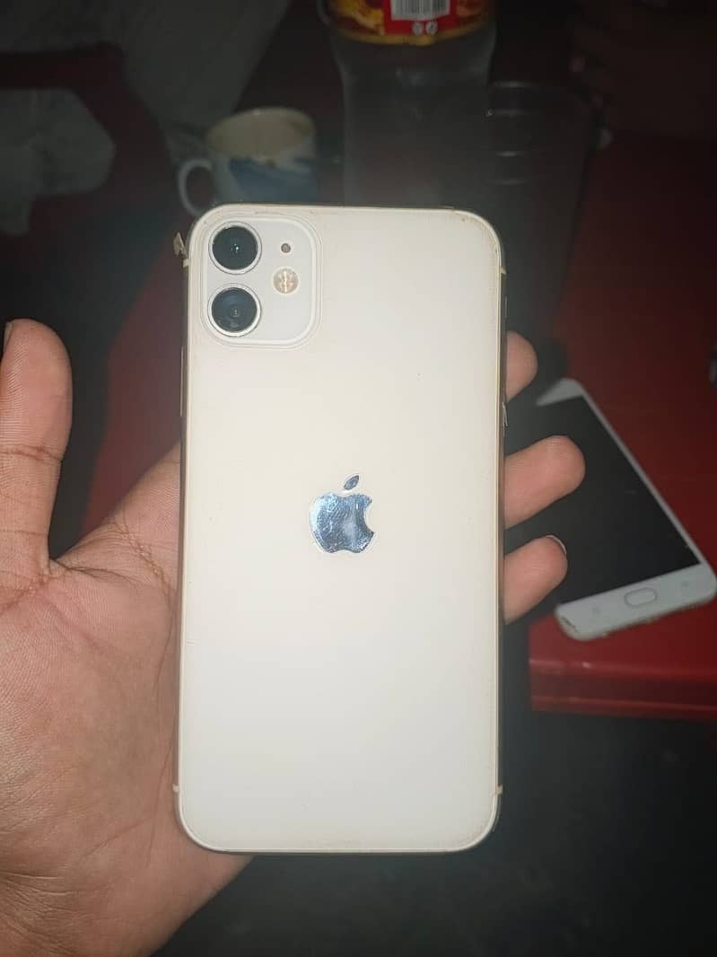Apple iPhone 11 2