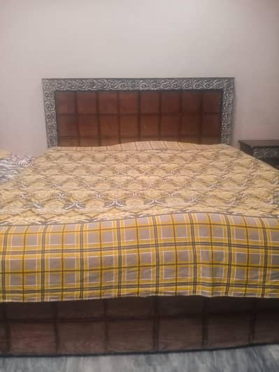 King Size Double Bed , Without Mattress+ 2 Side Tables