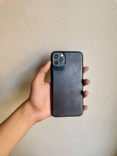 Apple iPhone 11 Pro Max ( EXCHANGE ALSO )