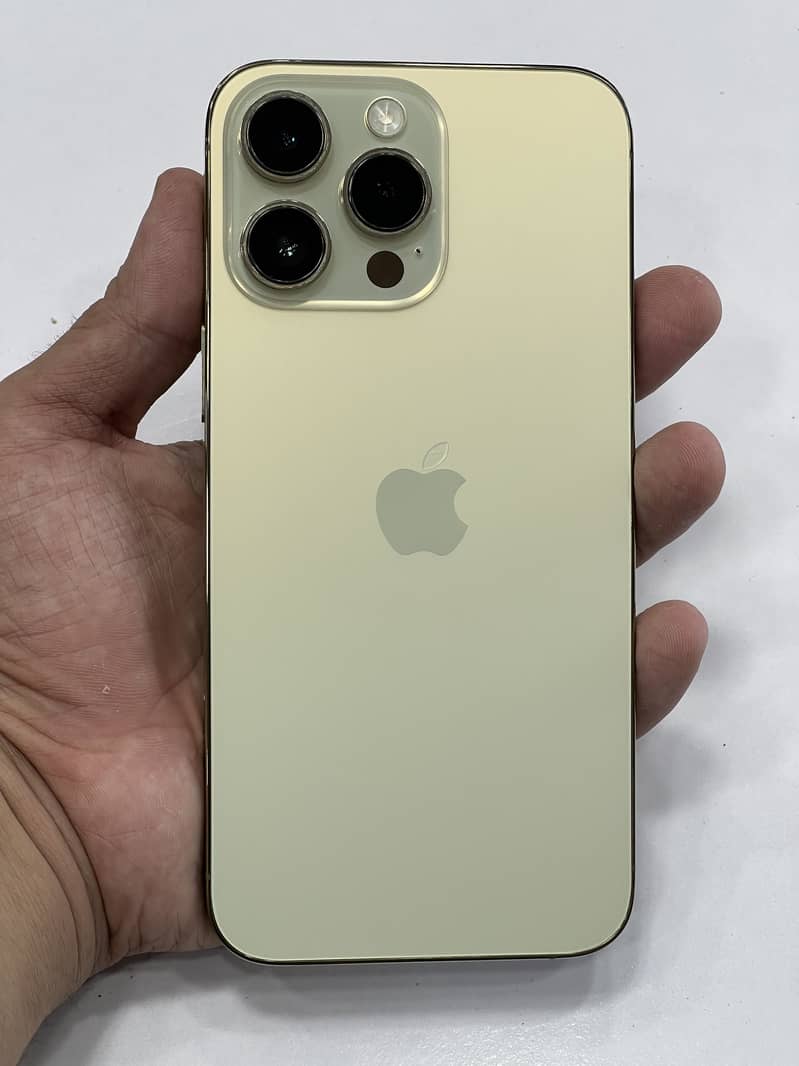 Apple iPhone 14 Pro Max 0