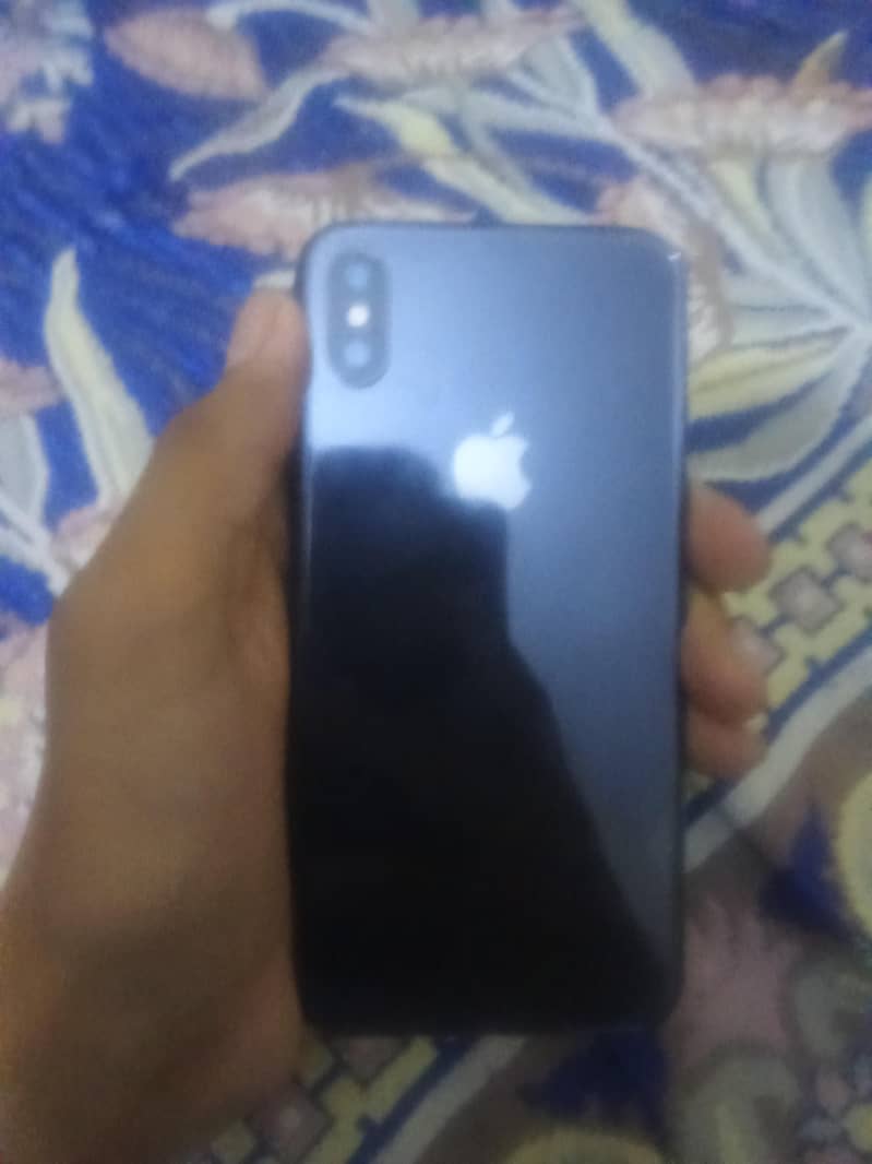 Apple iPhone X 1