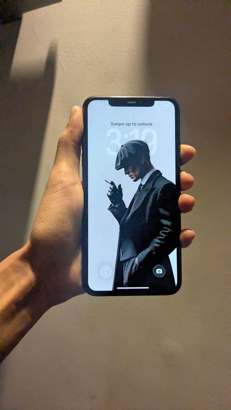 Apple iPhone 11 Pro Max 2