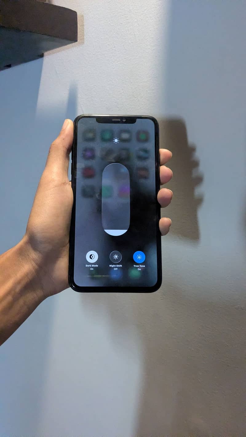 Apple iPhone 11 Pro Max 3